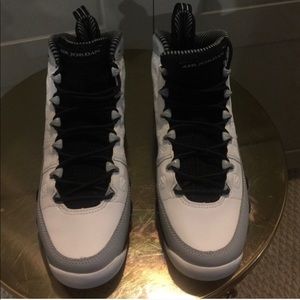 RETRO JORDAN 9 BARONS